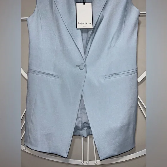 bagatelle Powder Blue Sleeveless Tailored Blazer Vest - Picture 2 of 7